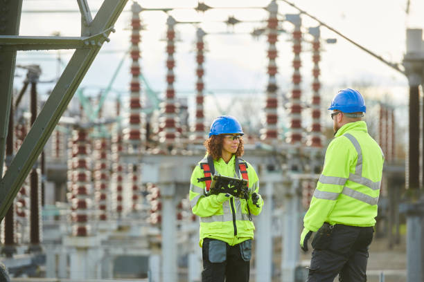 Professional Electrician in Fairplains, NC